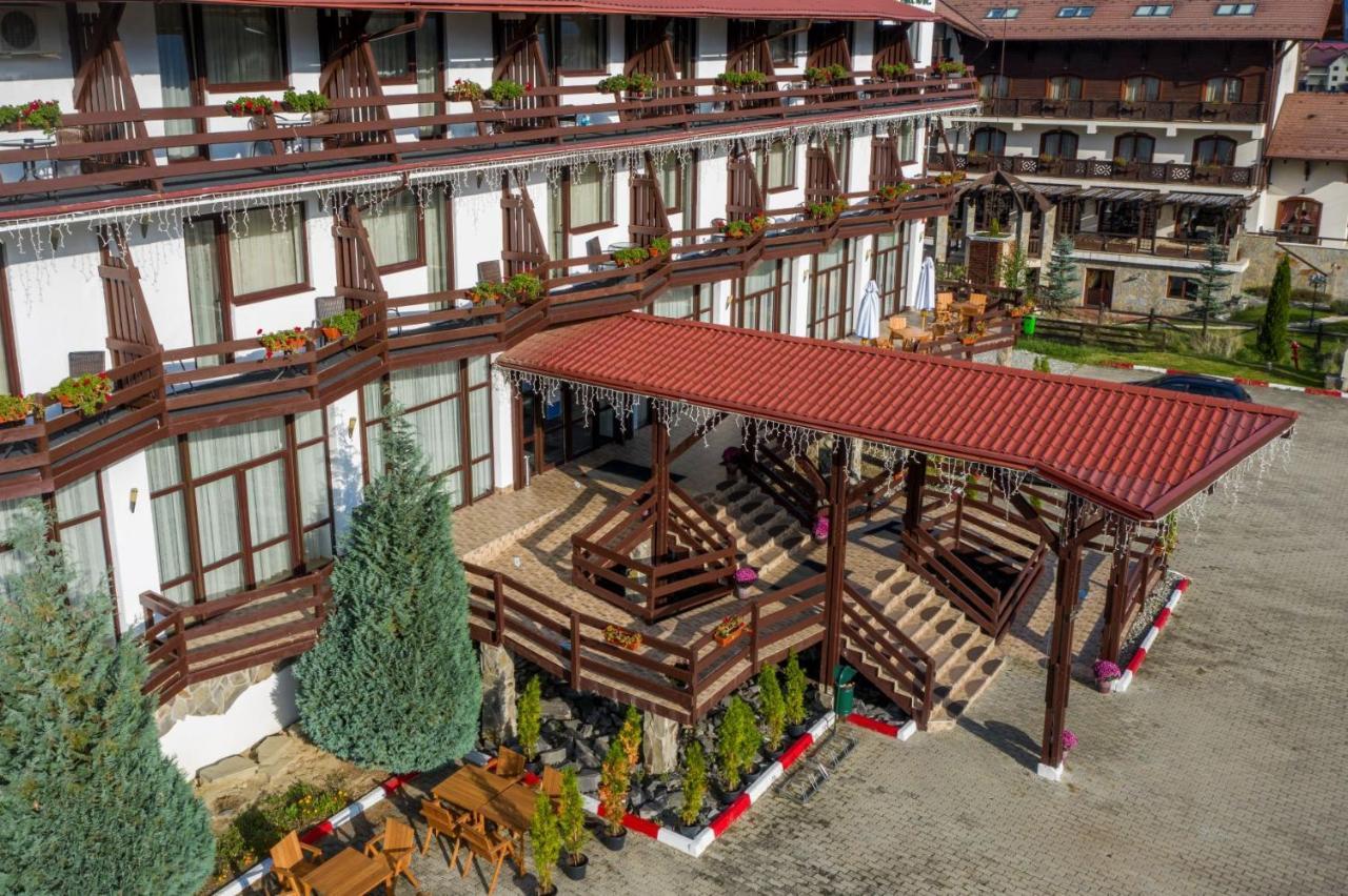 Hotel La Dolce Vita Zarnesti Ngoại thất bức ảnh