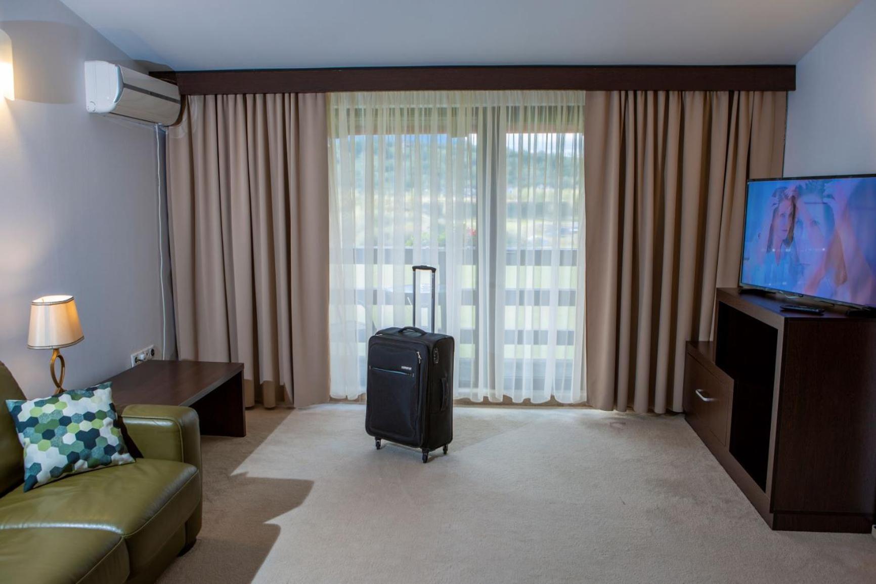 Hotel La Dolce Vita Zarnesti Phòng bức ảnh